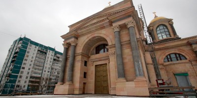 Планерная улица, 39, собор Сошествия Святого Духа на Апостолов, вход Планерная улица, 39, собор Сошествия Святого Духа на Апостолов, вход